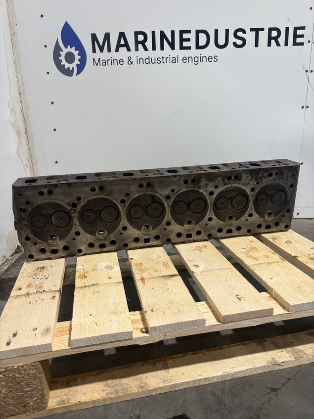 Cylinder head Volvo Penta 40-Series - 3803009 - 1545287