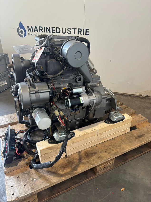 Yanmar 2QM20HG Marine Engine - KBW10 2.83 Gearbox