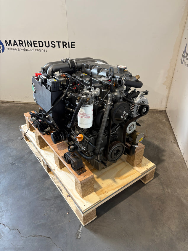 Yanmar 4JH80 Marine Engine (For parts)