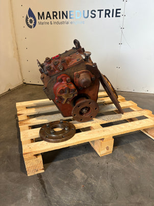 PRM 402D4 Hydraulic reversing gearbox