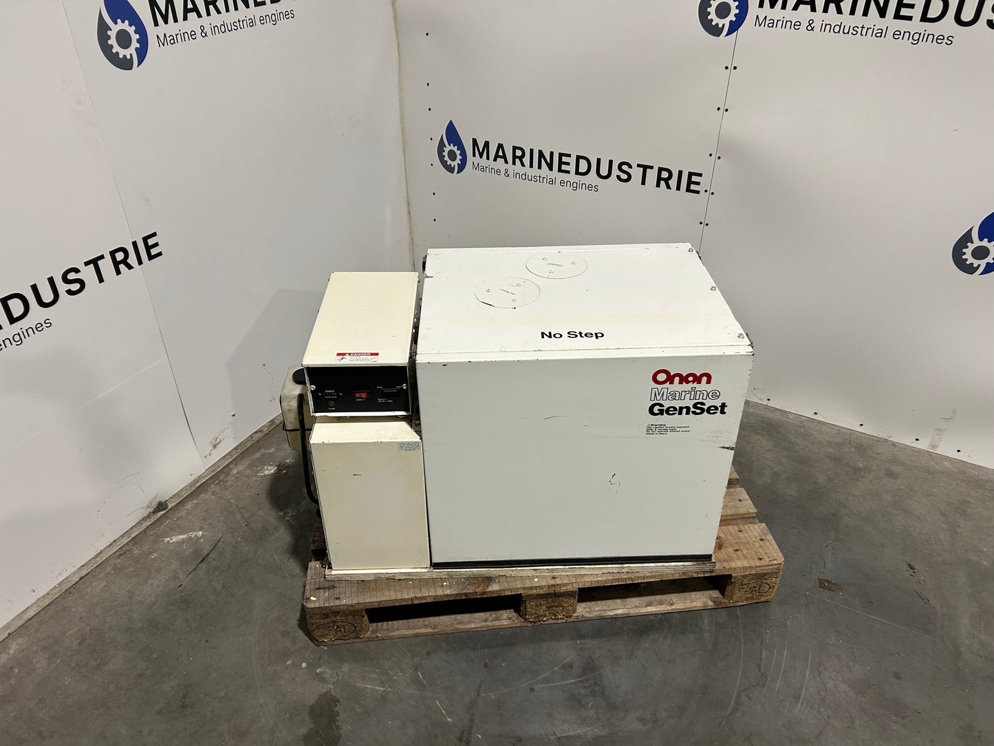 Cummins Onan 6.5kVA 6.5MDKDP Marine Generator Set