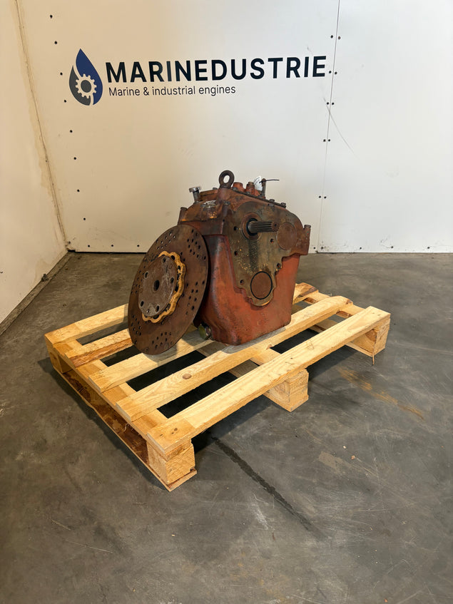 PRM 402D4 Hydraulic reversing gearbox