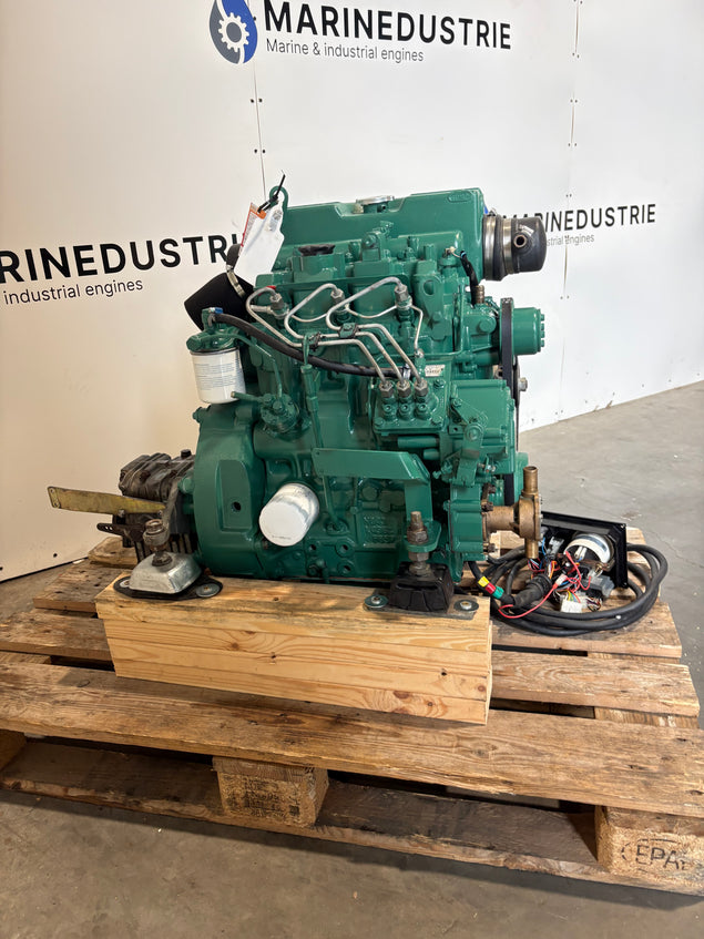 Volvo Penta MD2040 Marine Engine with Gearbox and Dashboard