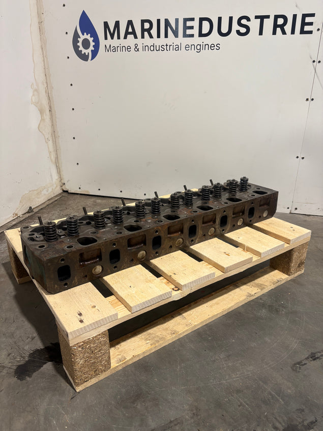 Cylinder head Volvo Penta 40-Series - 3803009 - 1545287