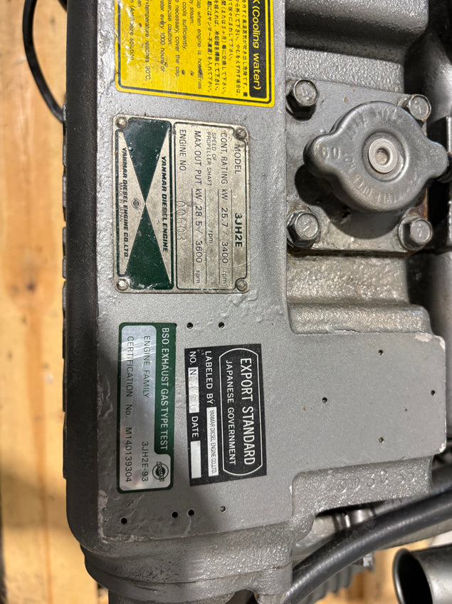 Yanmar 3JH2E 38PK marine engine KBW10 2.45 Reversing gear