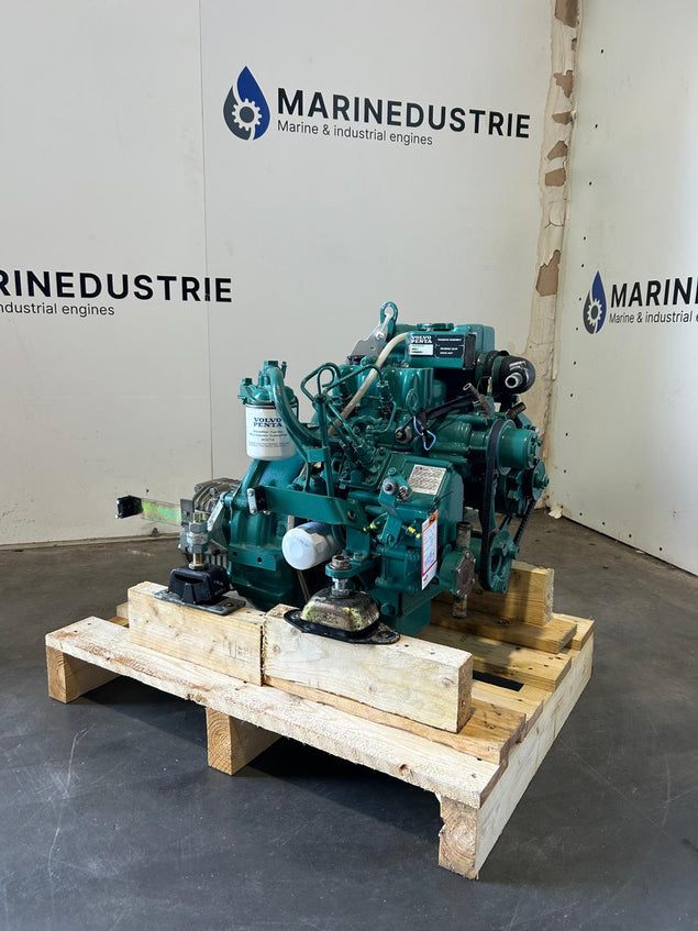 Volvo Penta MD2010 10HP Marine Engine