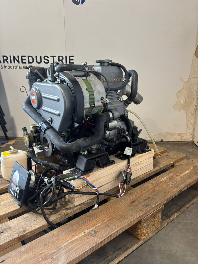 Yanmar 2YM15 KM2P 2.62 motor vooraanzicht